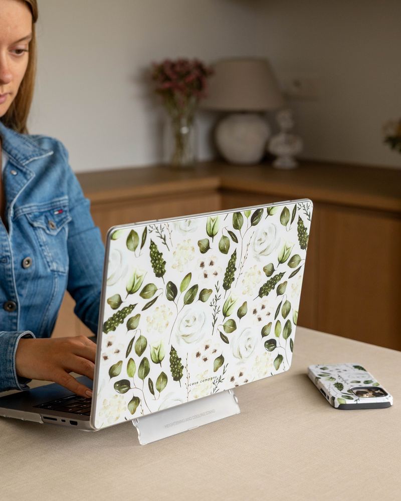 Itse suunniteltu MacBook-kotelo